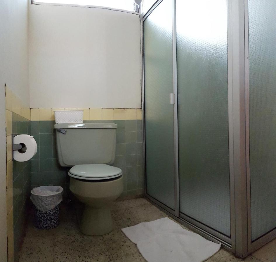 Hostal San Benito Сан-Сальвадор Екстер'єр фото